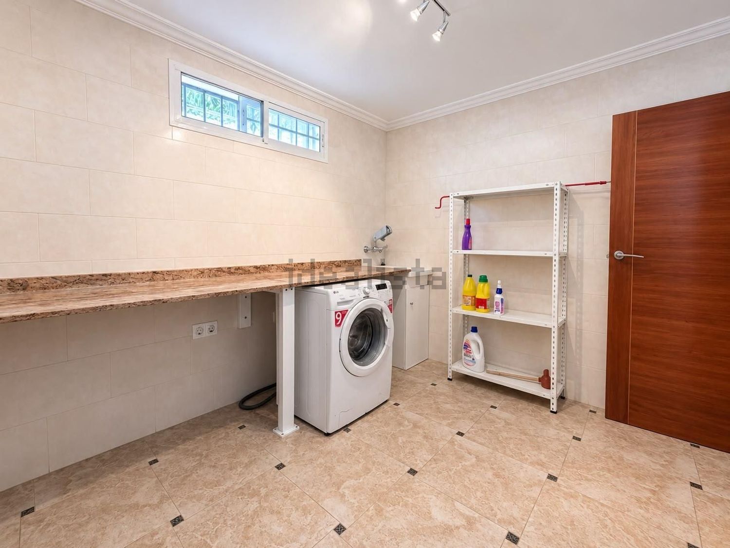 Casa de 387 m² a Torrevella