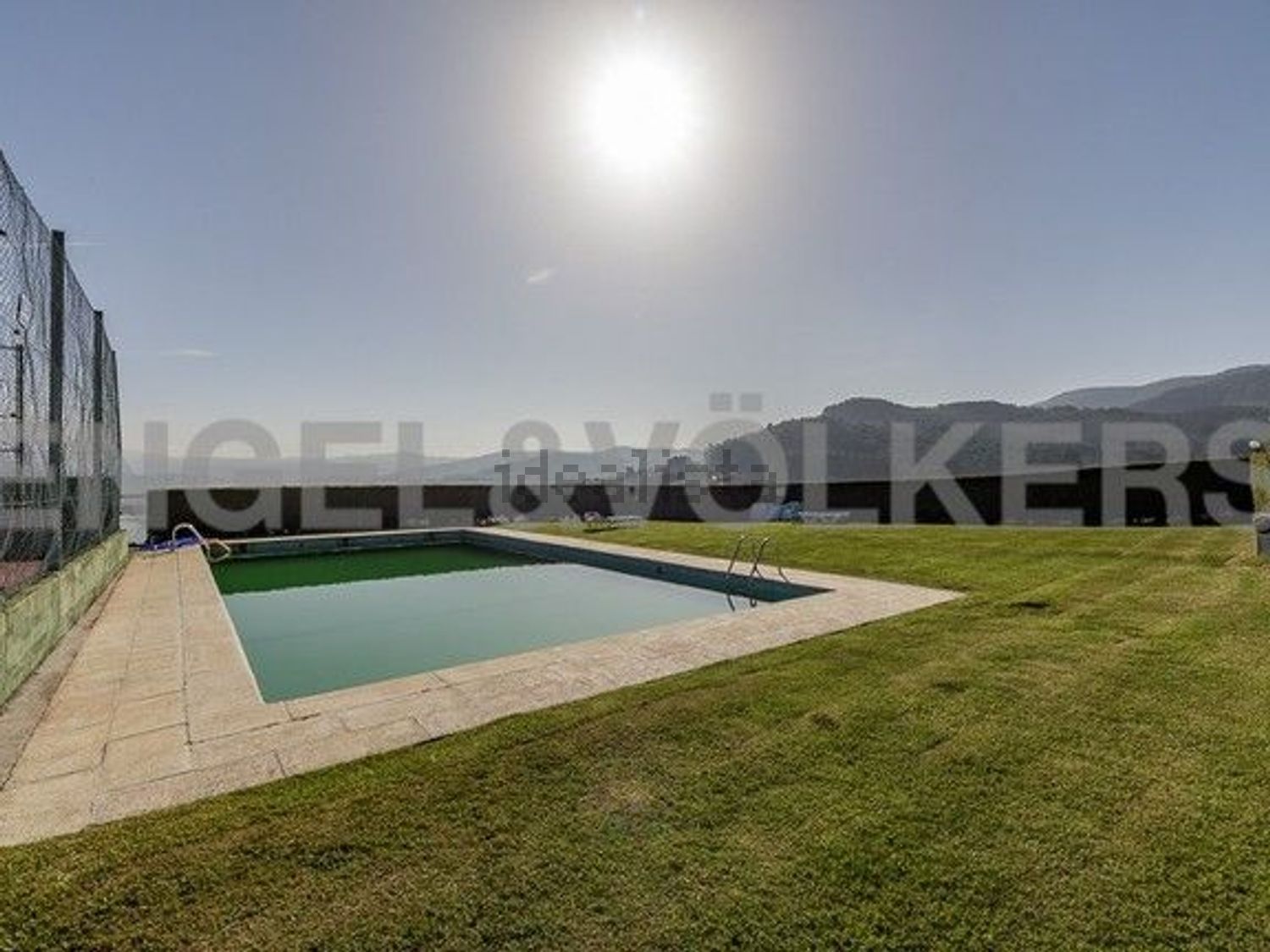 House 300 m² in Baiona