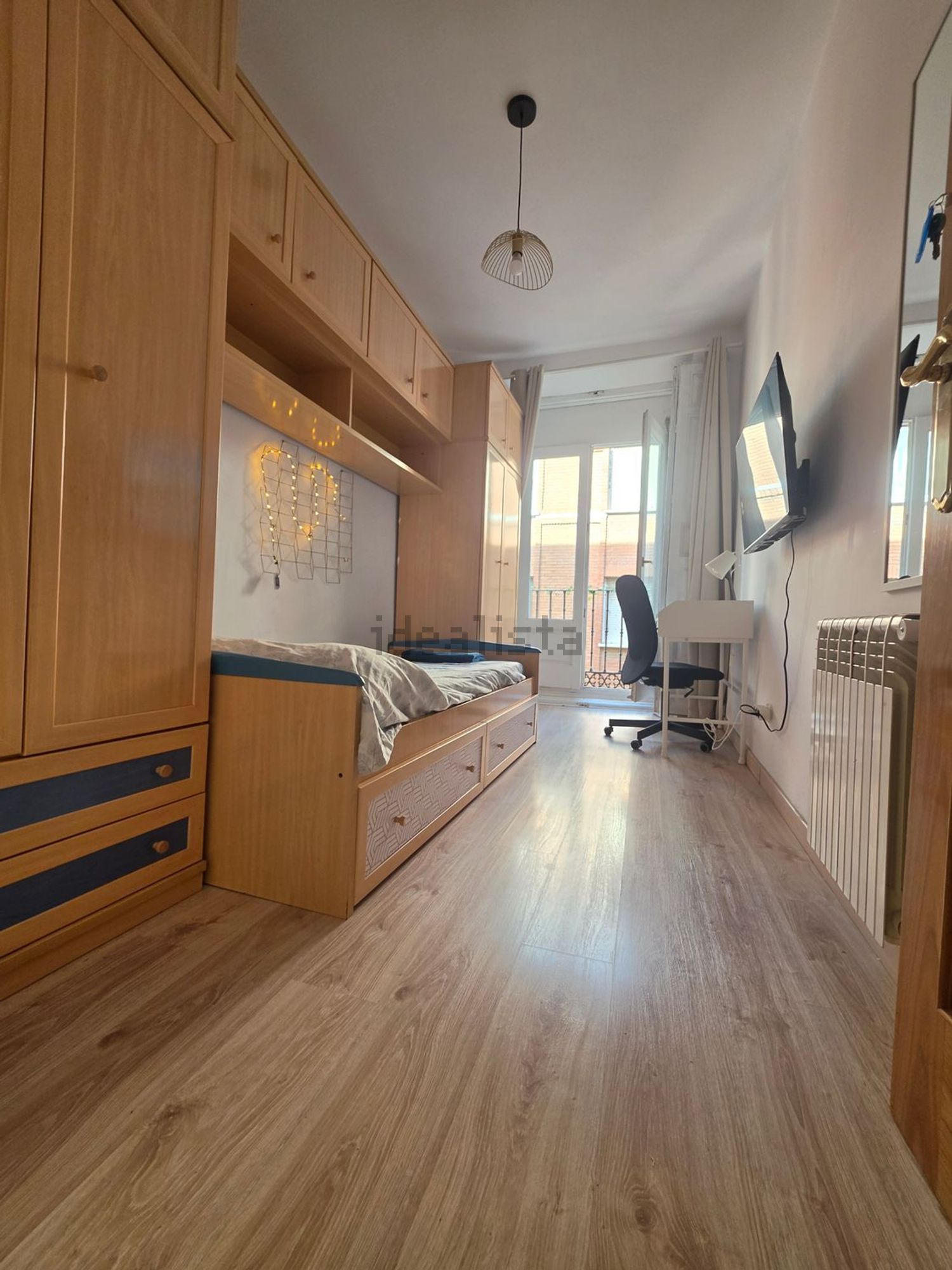 Room for rent, Madrid