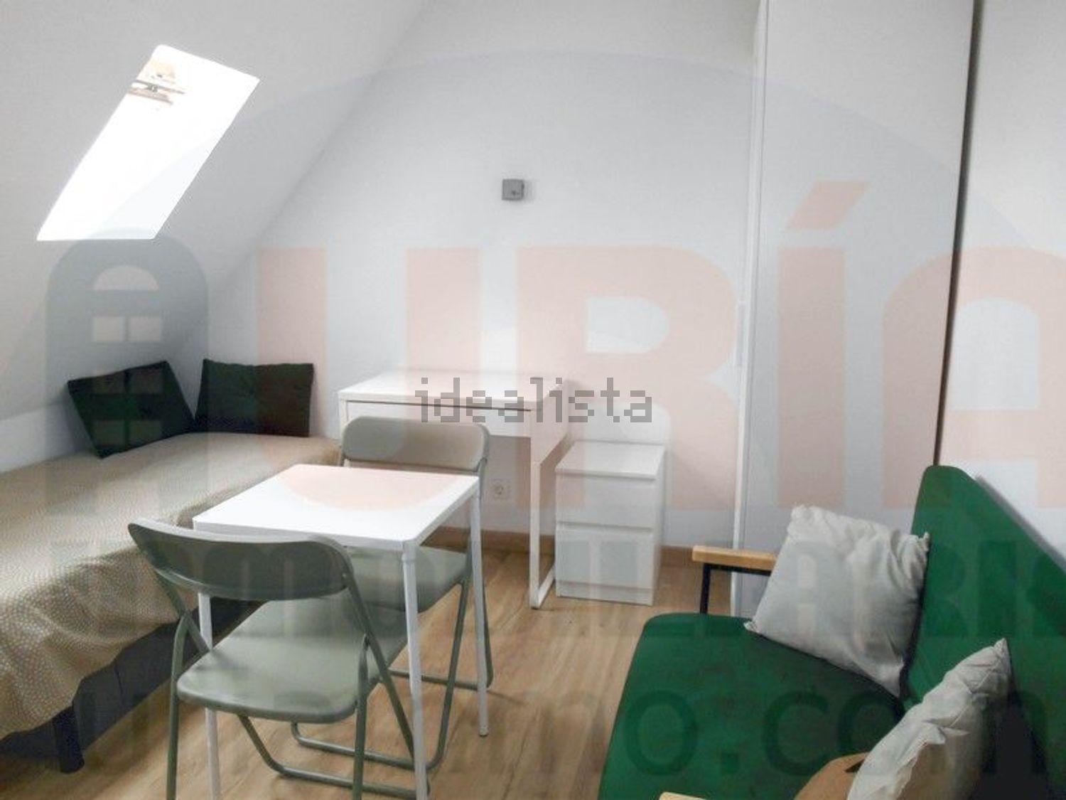 Piso de 16 m² en Oviedo