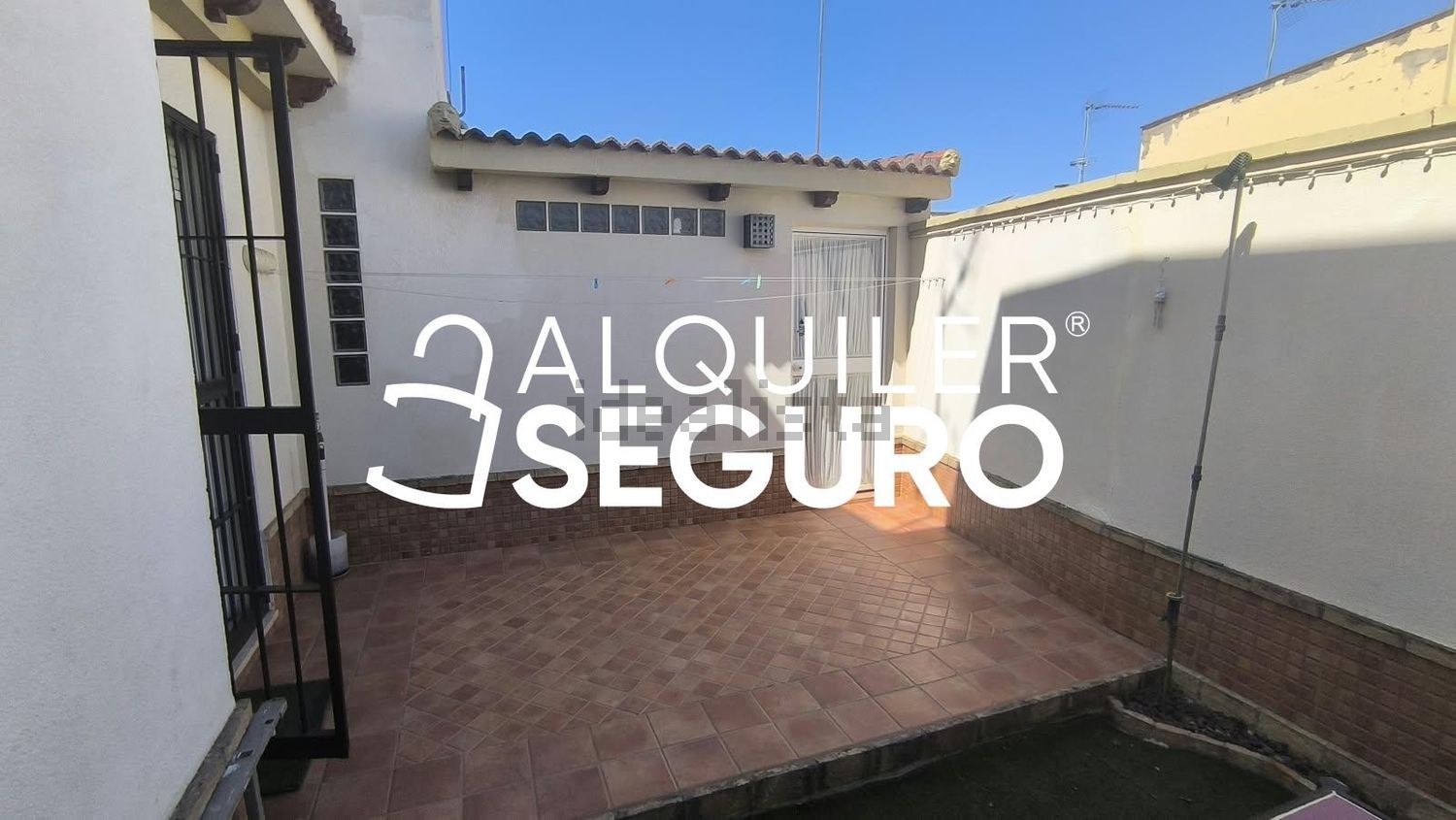 Casa de 136 m² en Palomares del Río