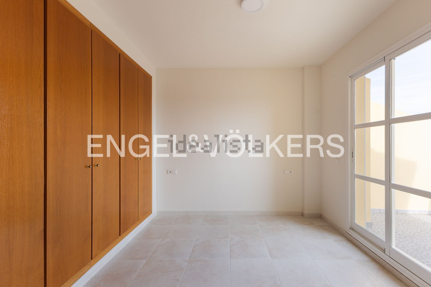 Casa de 250 m² a Riba-roja de Túria