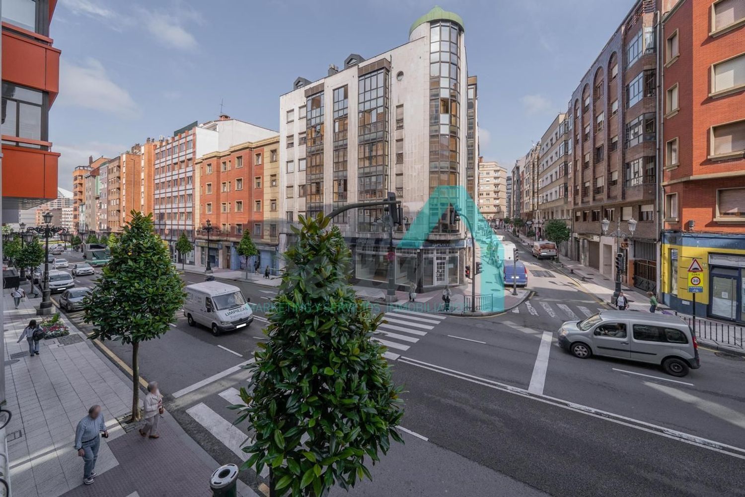 Piso de 114 m² en Oviedo