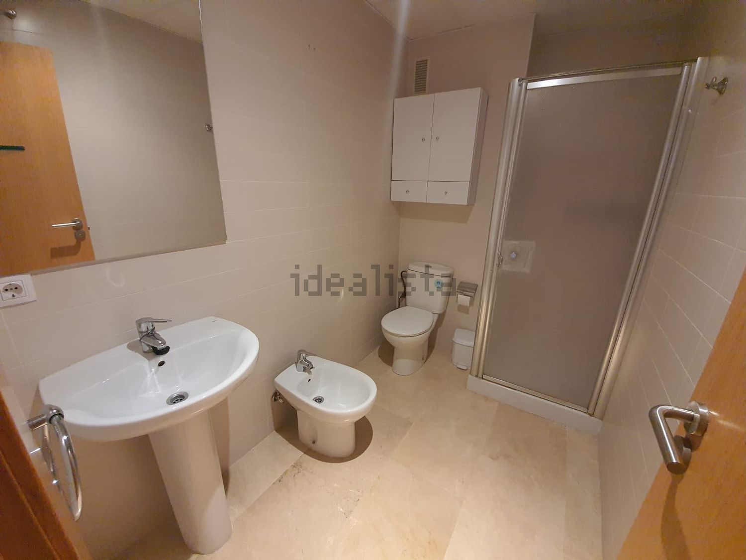 Wohnung 90 m² in Granada