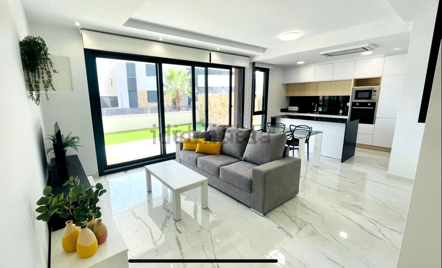 Casa de 80 m² a Oriola