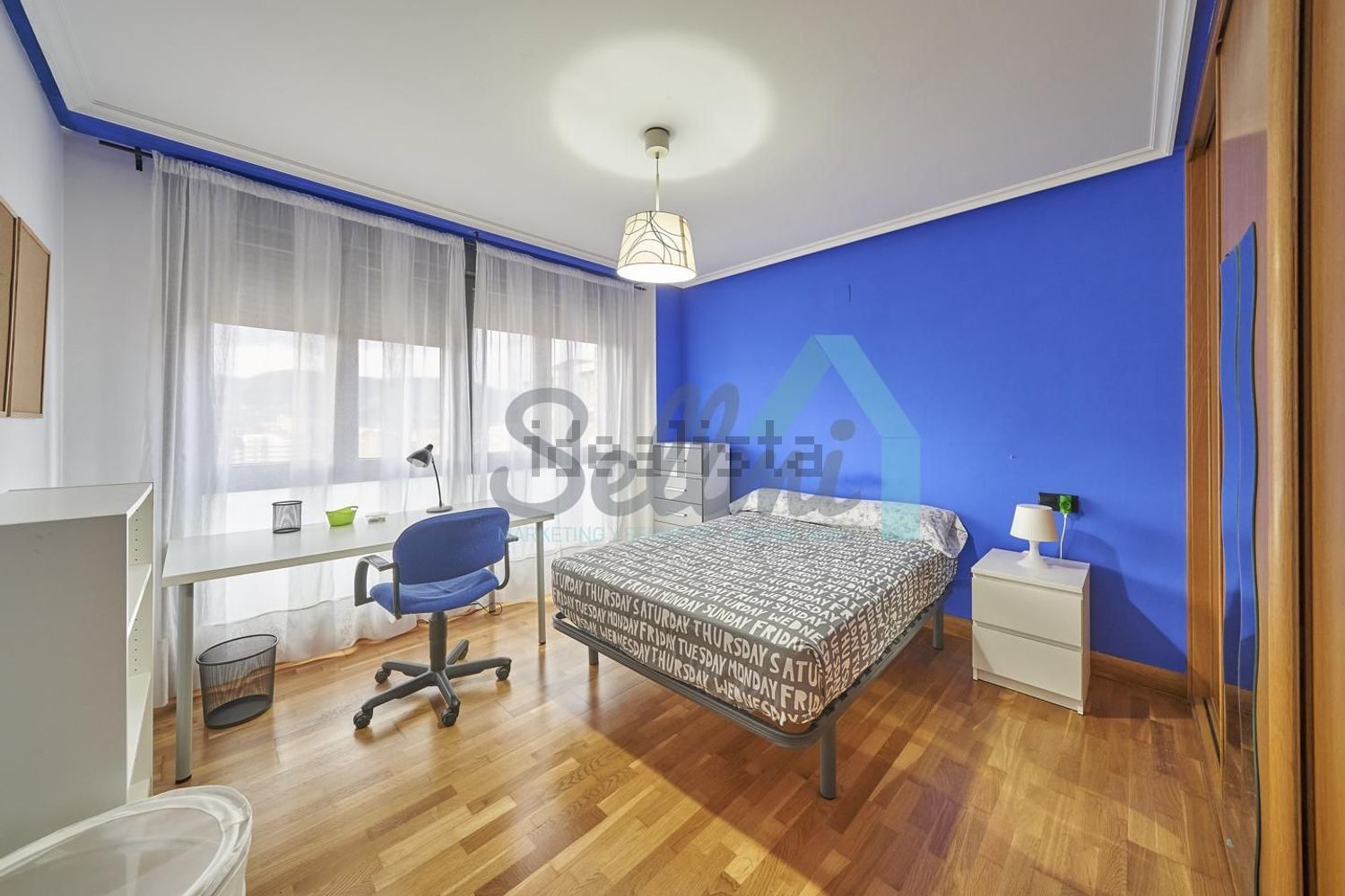 Piso de 132 m² en Oviedo