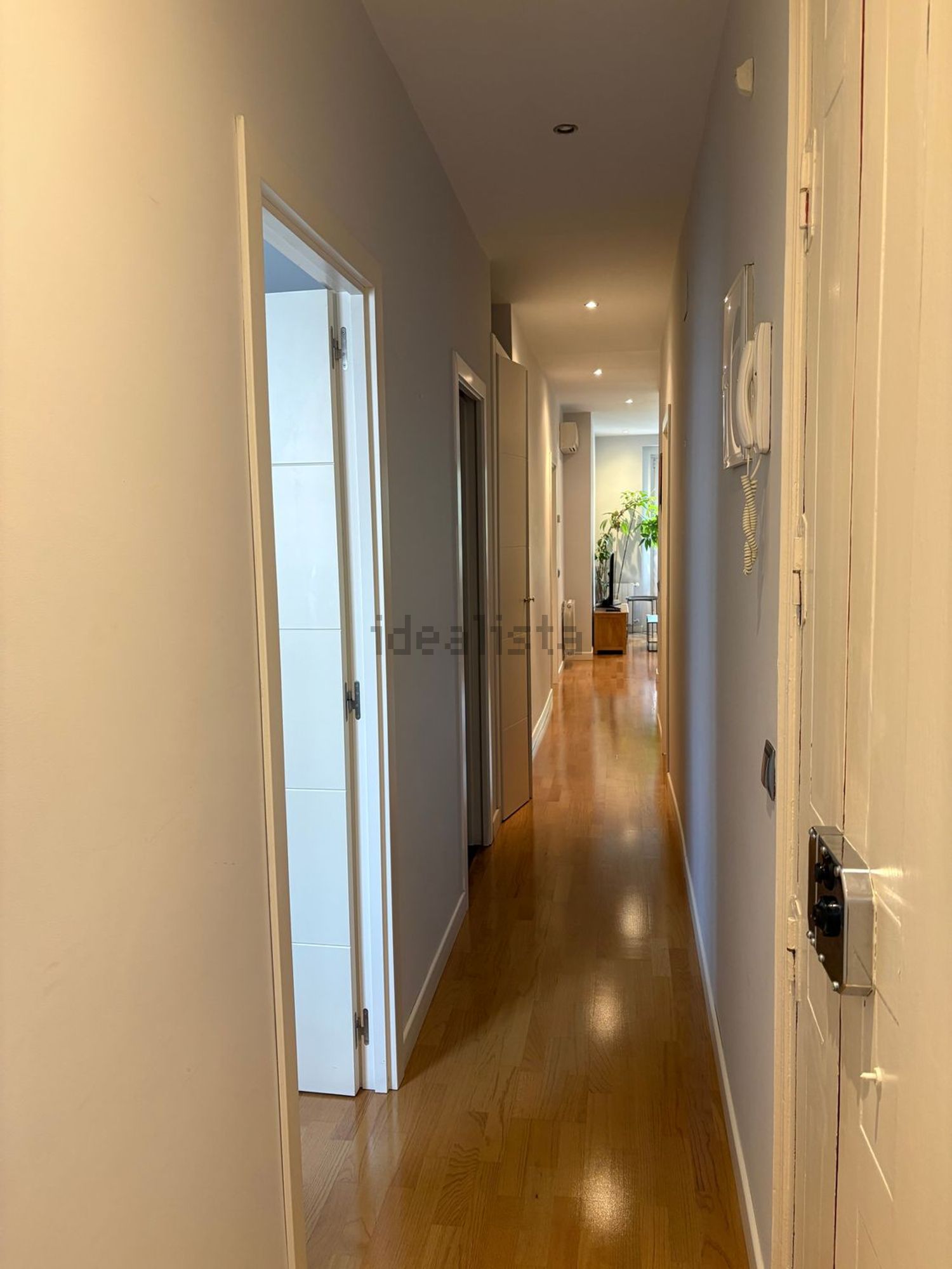 Wohnung 92 m² in Madrid