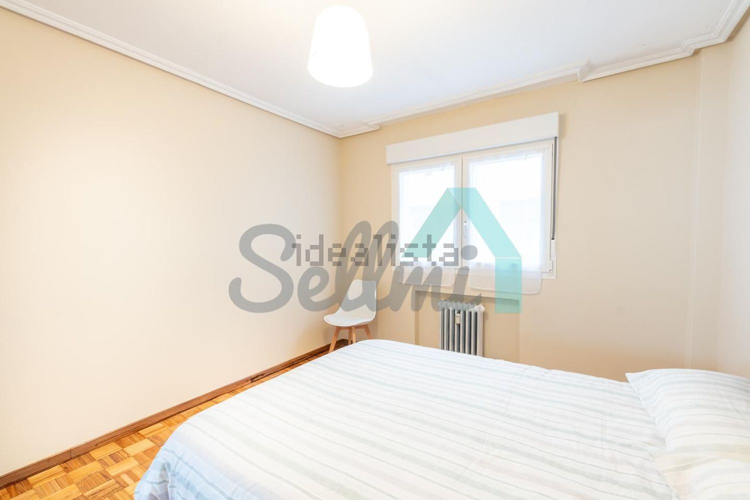 Pis de 68 m² a Oviedo