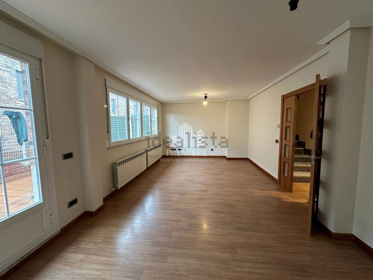 Casa 222 m² a Villares de la Reina