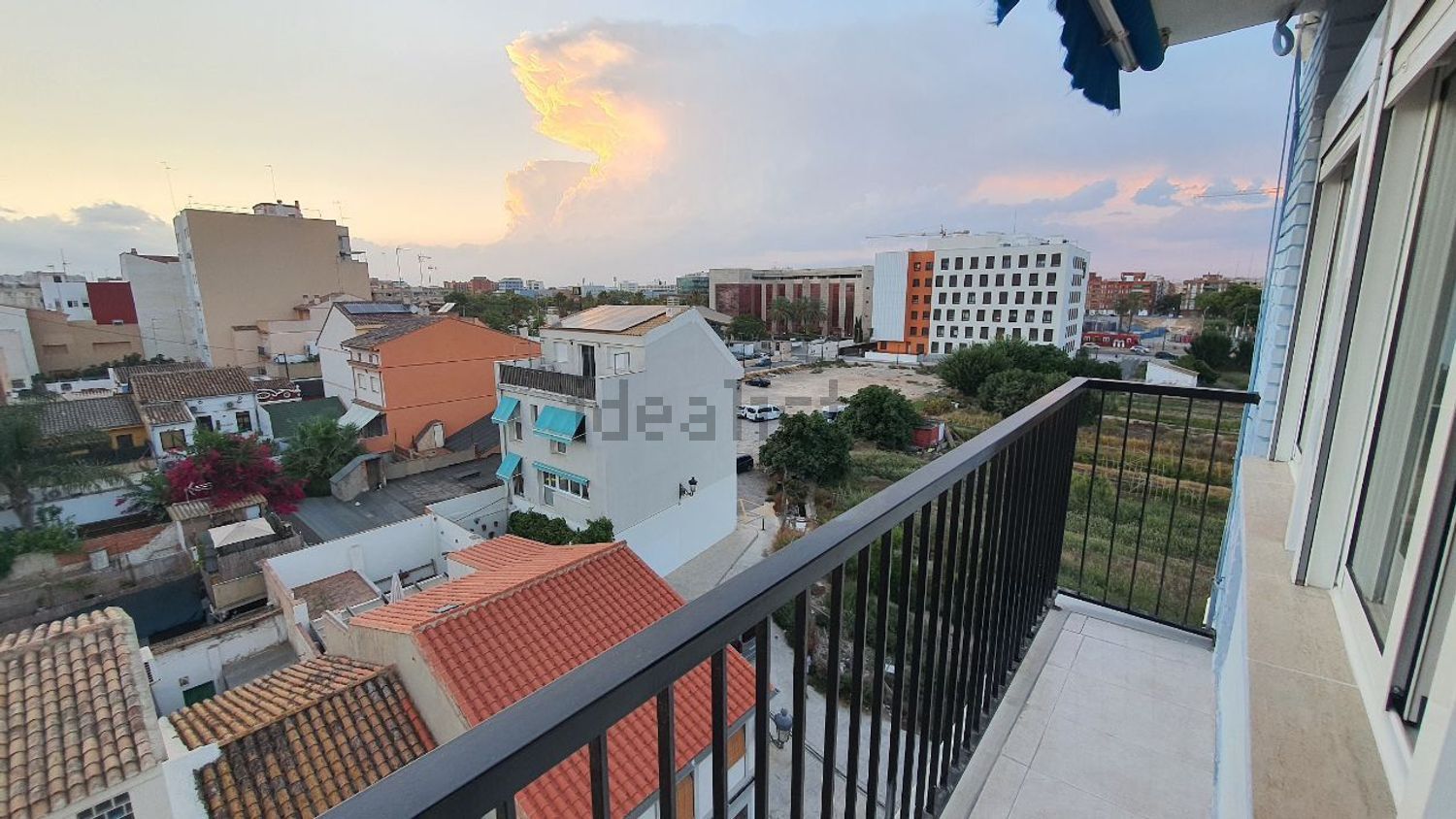 Wohnung 68 m² in Valencia