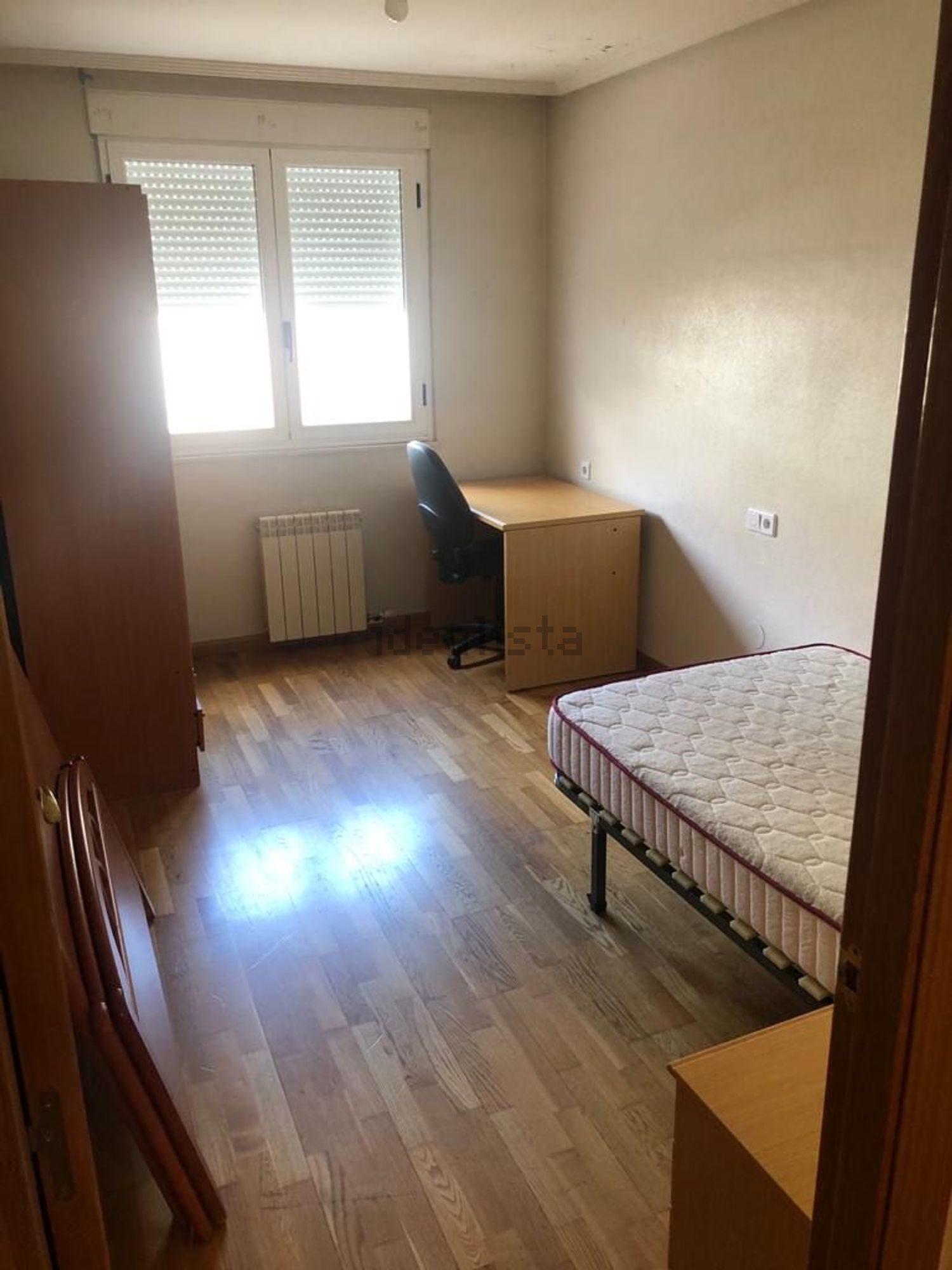 Habitació de lloguer, Lleó
