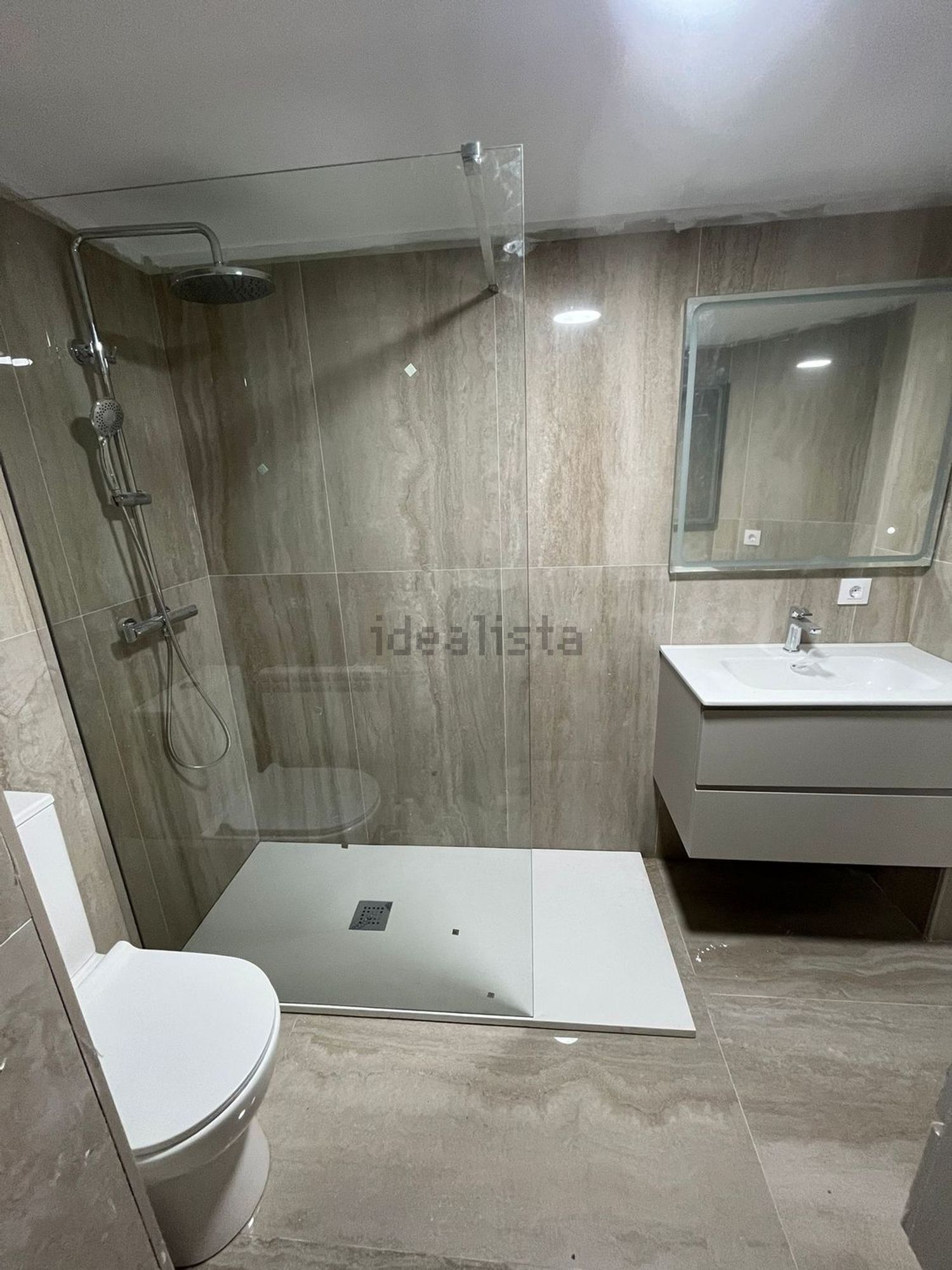 Habitación 150 m², Pamplona