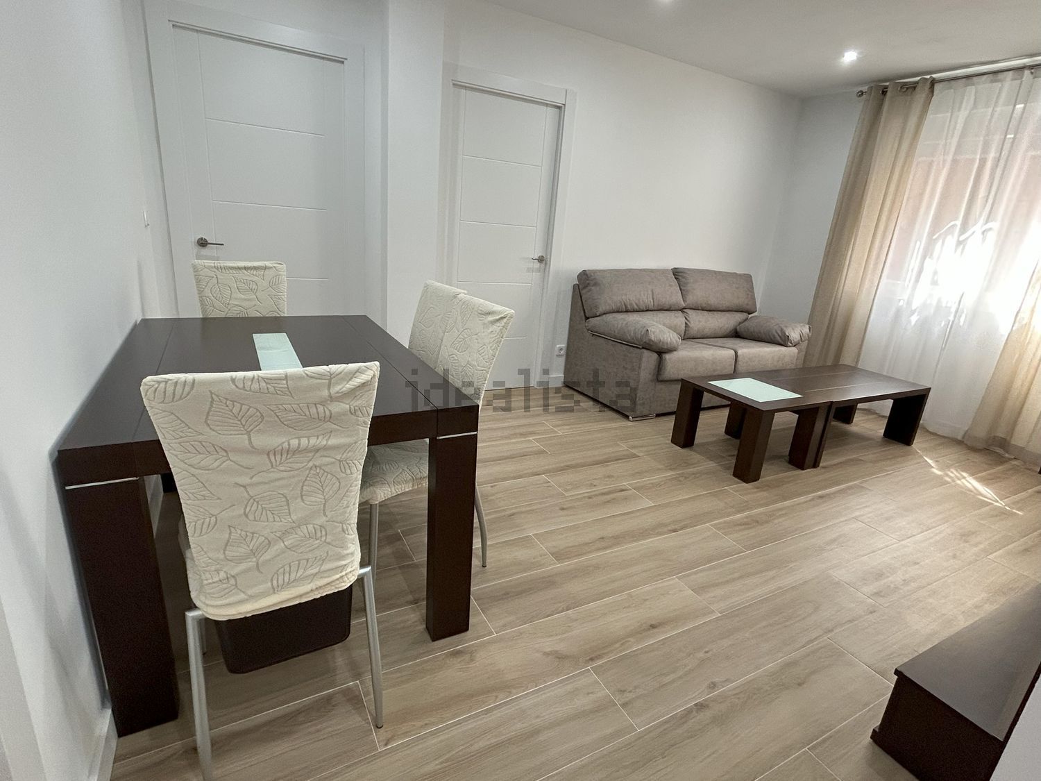 Flat 72 m² in Zaragoza