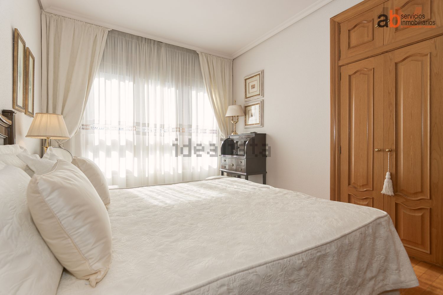 Pis de 130 m² a Pamplona