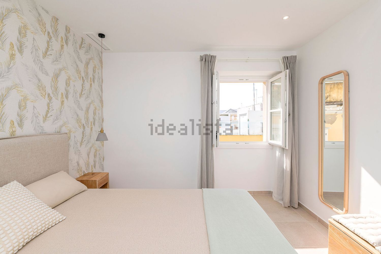 Flat 101 m² in Cádiz