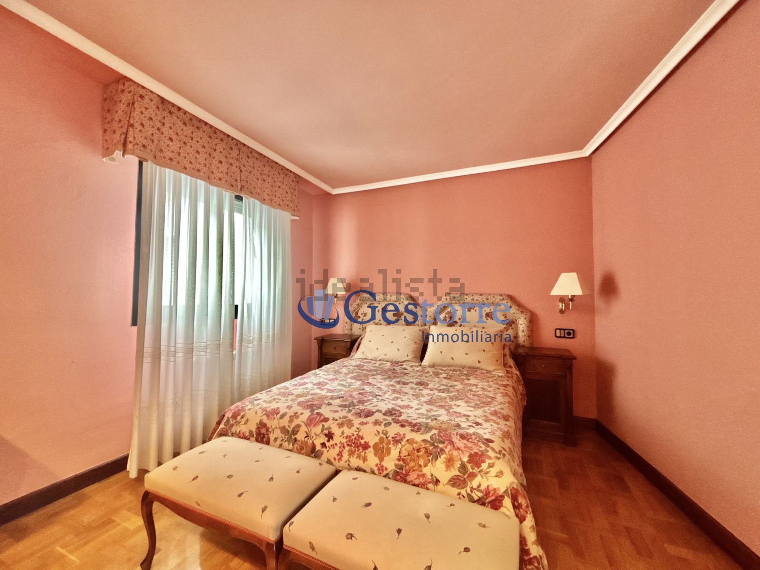 Piso de 141 m² en Oviedo