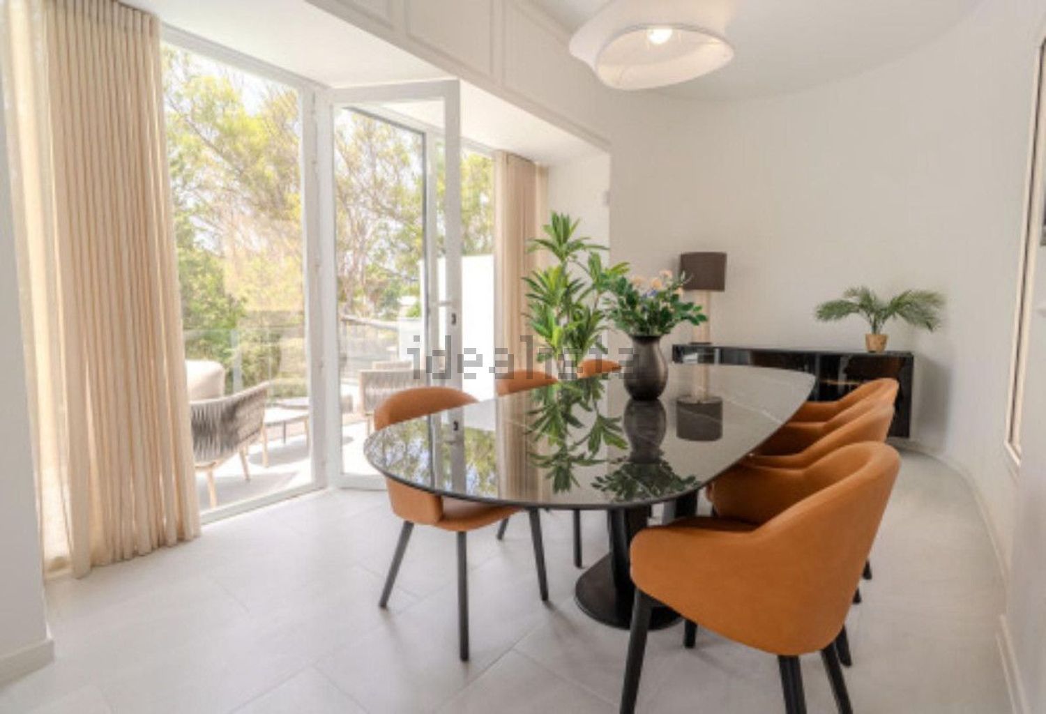 Haus 350 m² in Marbella