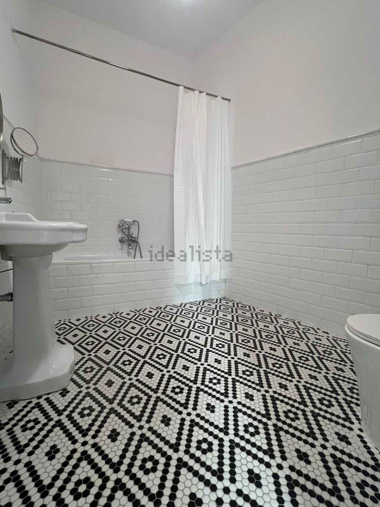 Wohnung 92 m² in Madrid