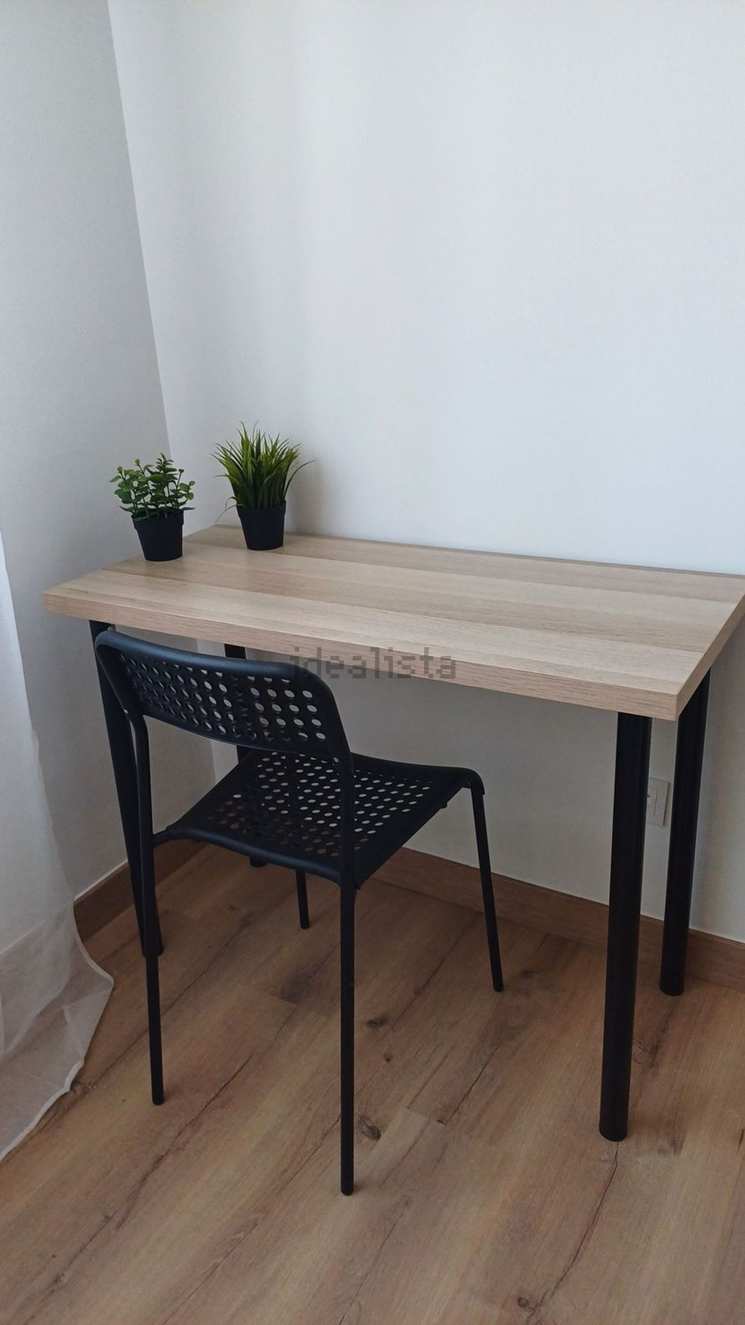 Room for rent, Zamora
