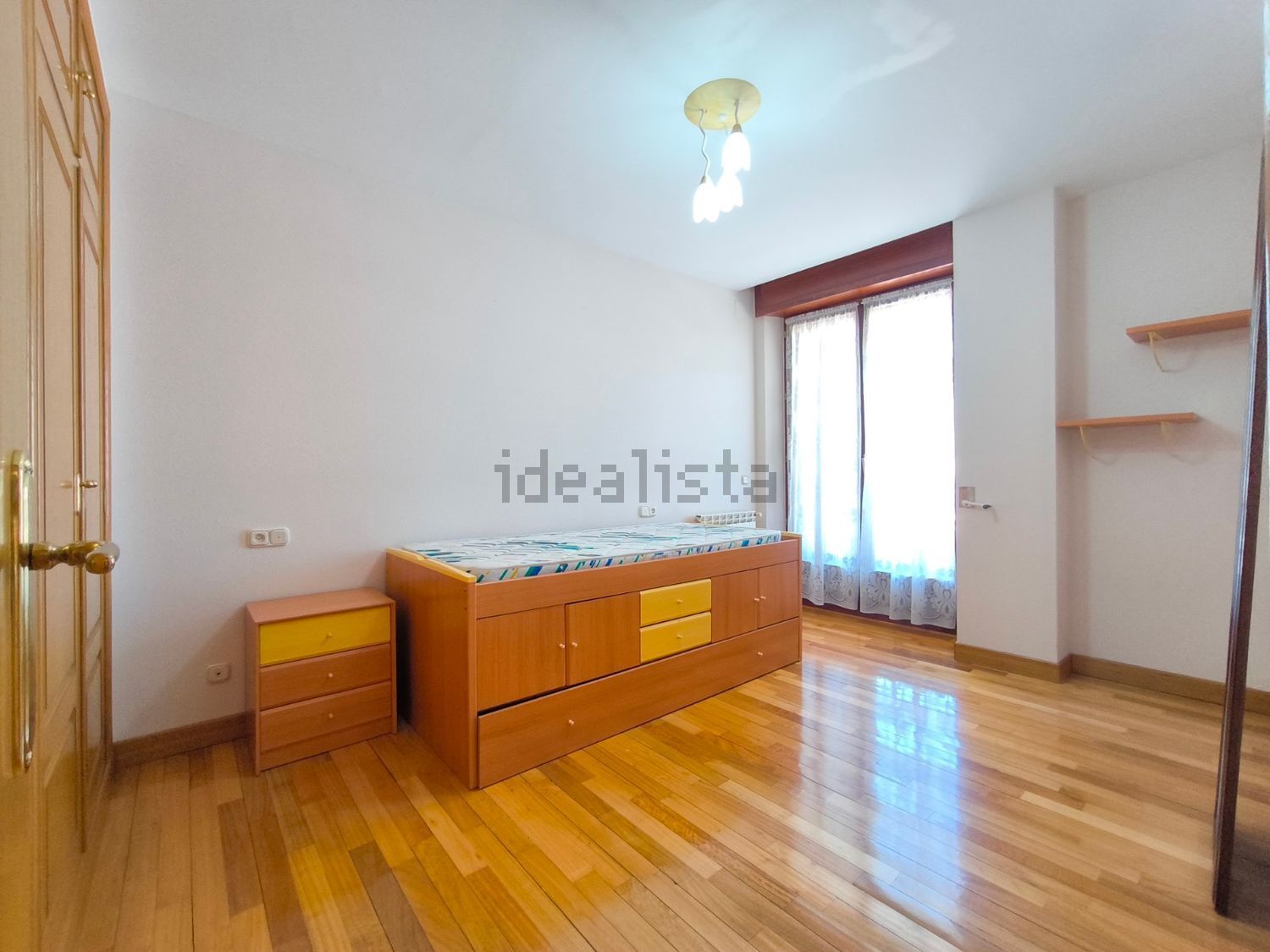 Pis de 100 m² a Lleó