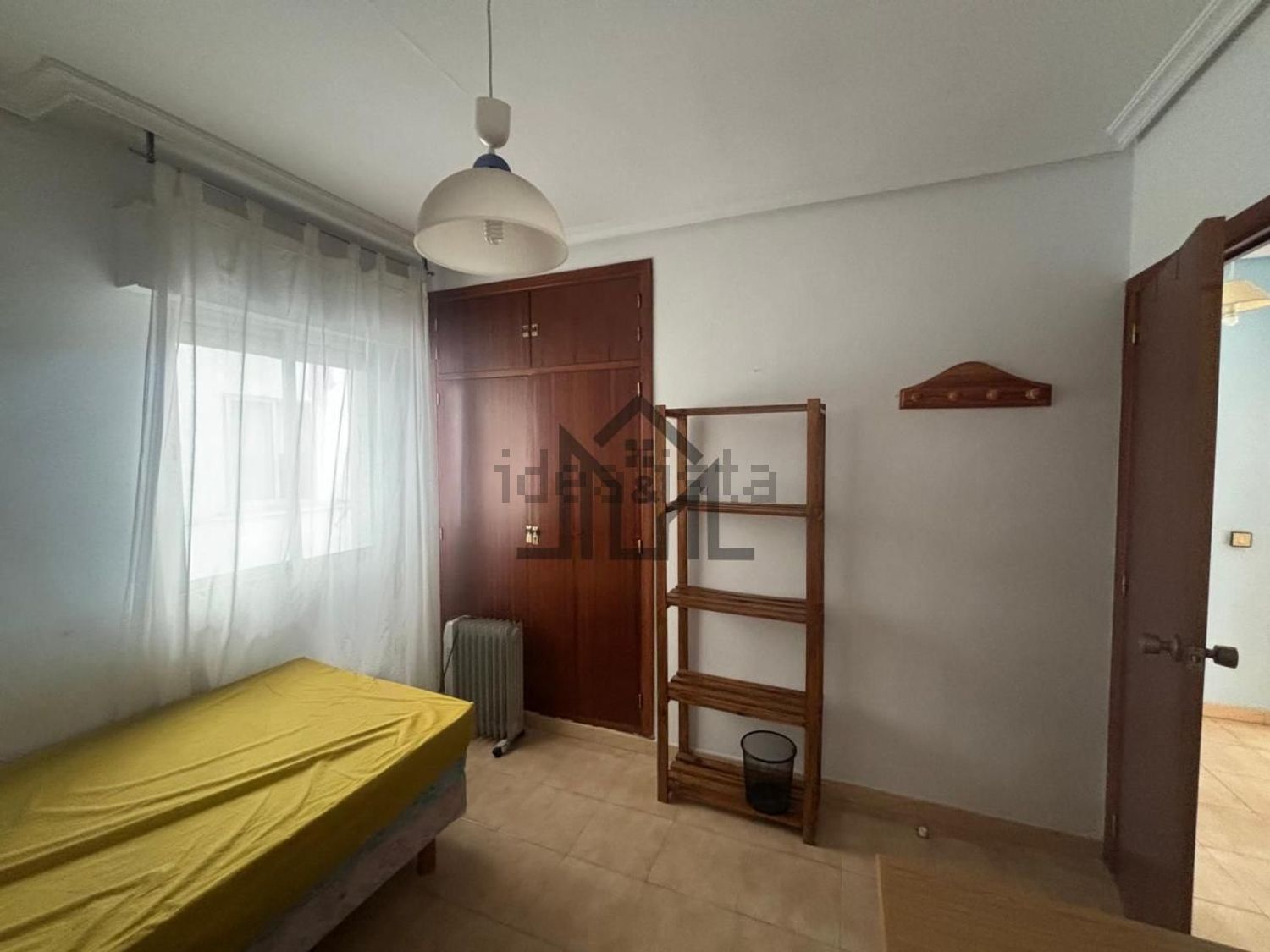 Piso de 90 m² en Cáceres