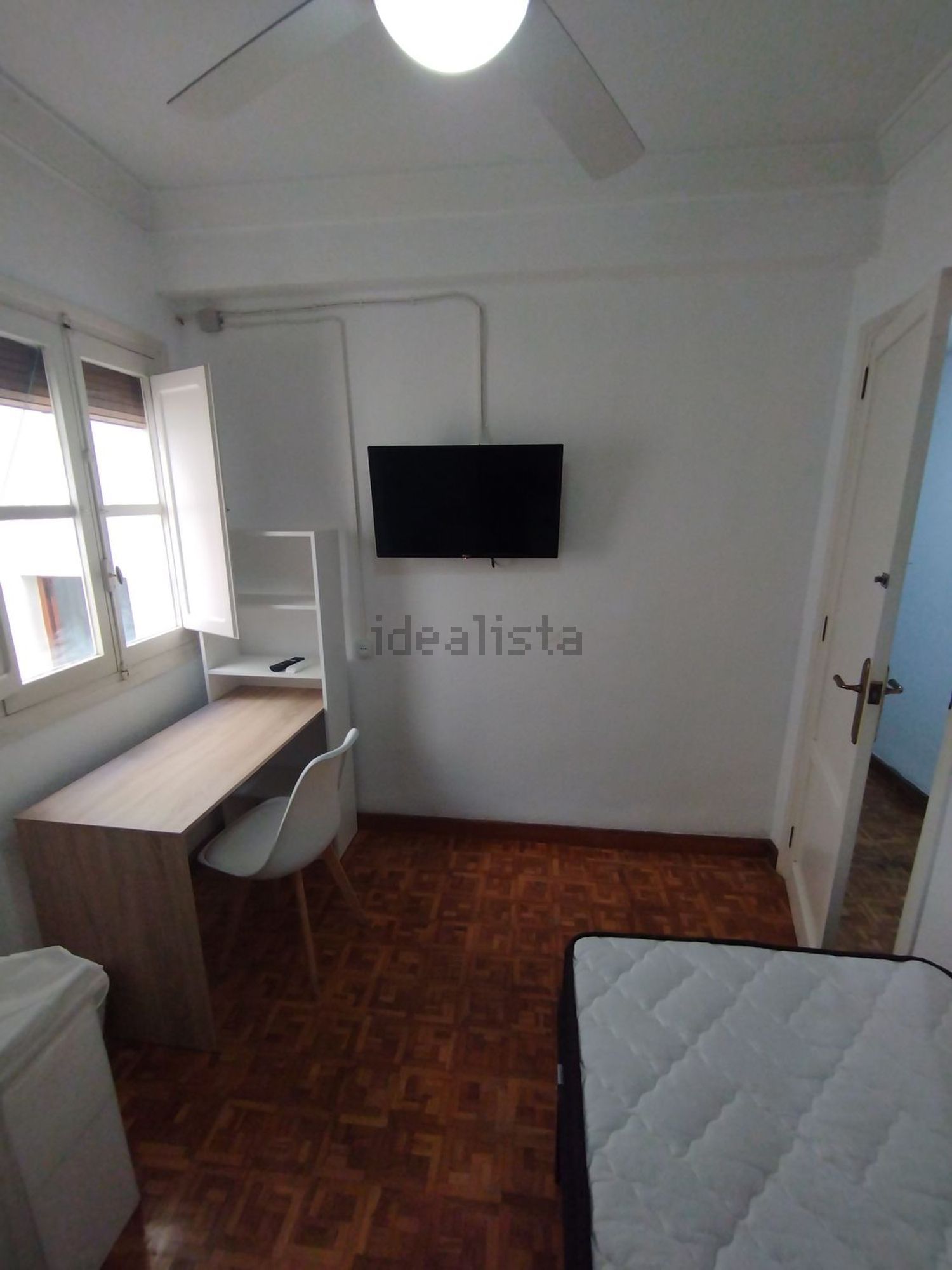 Room for rent, Gandia