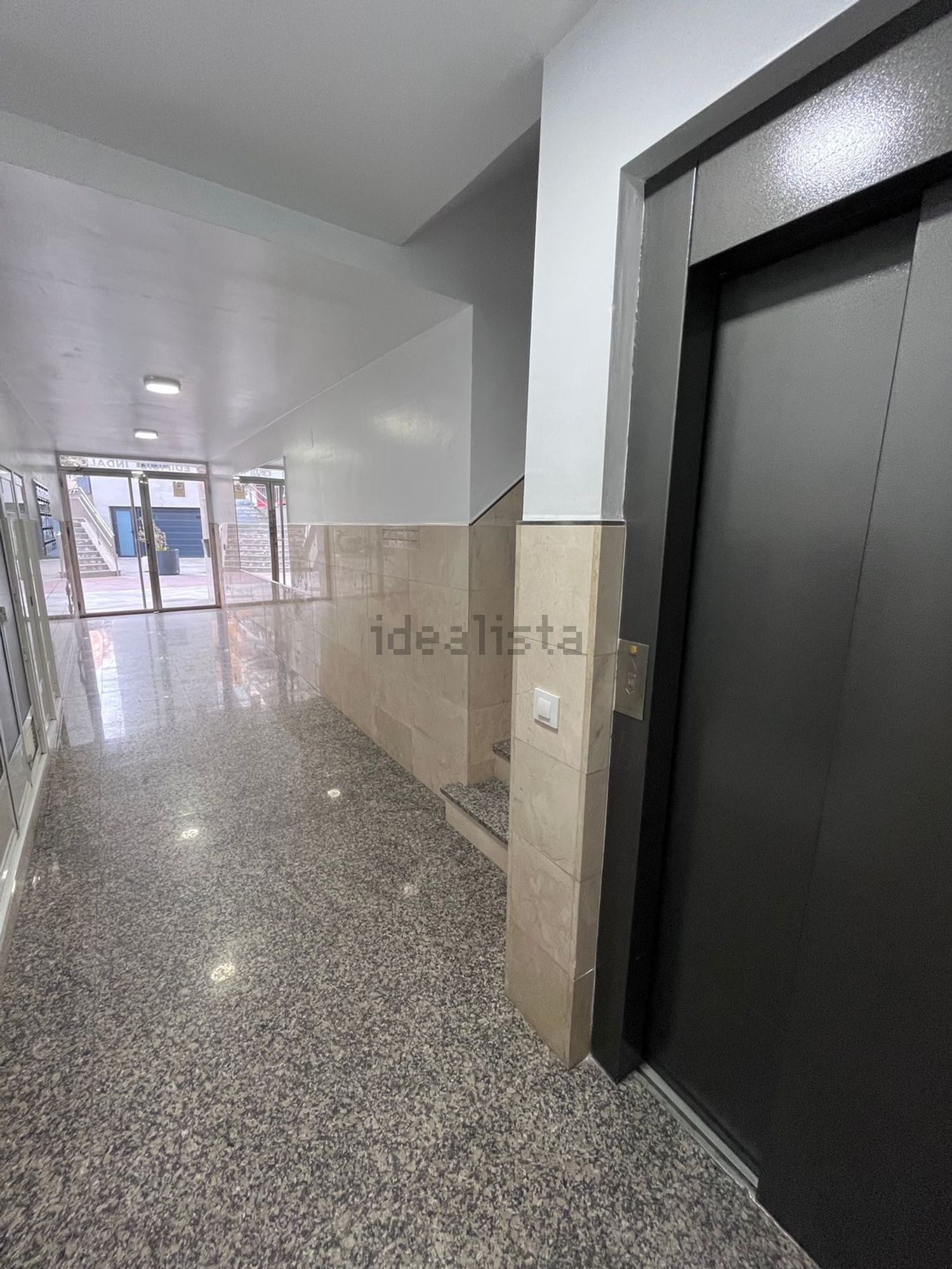 Piso de 90 m² en Almería