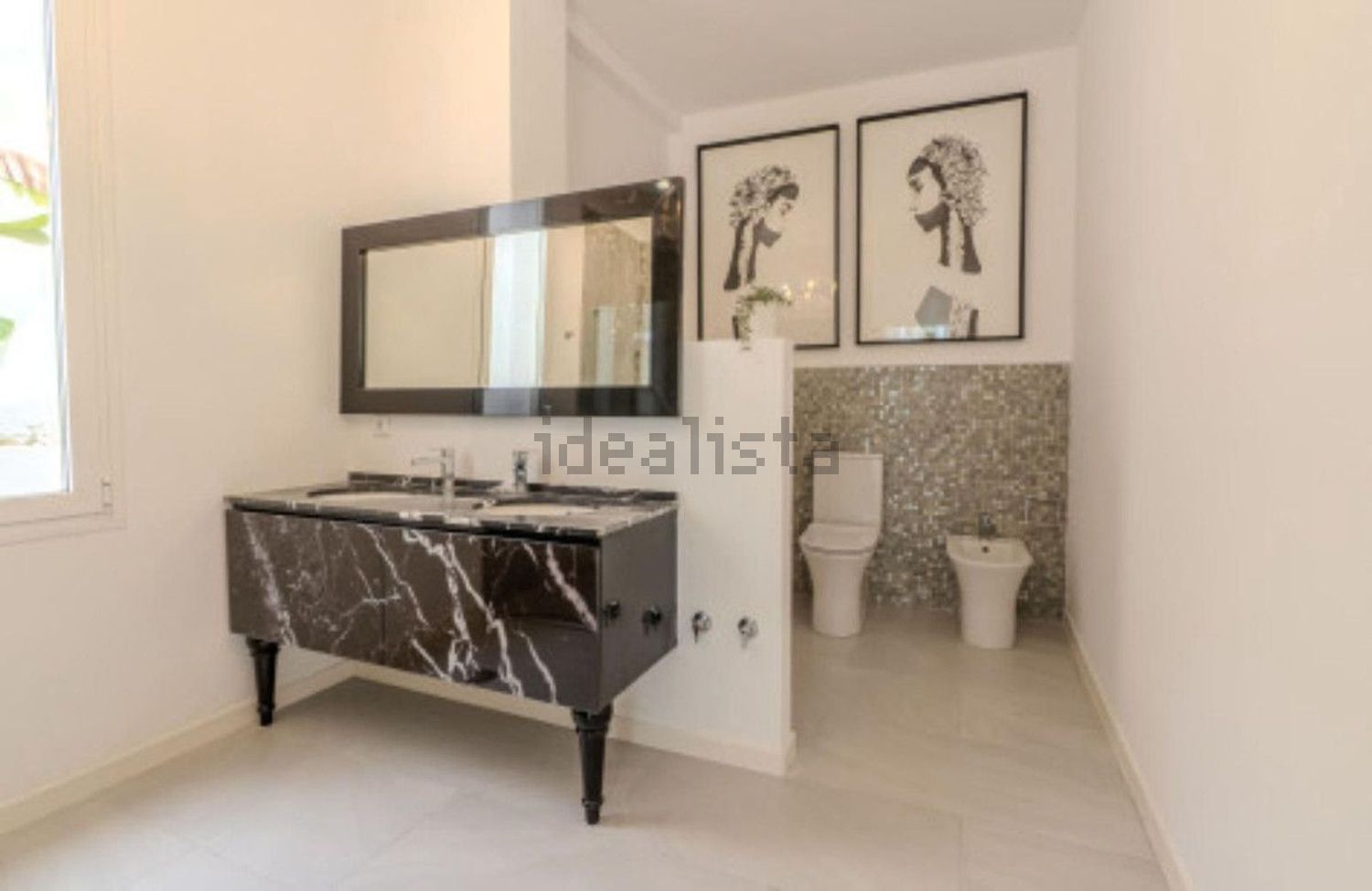 Haus 350 m² in Marbella