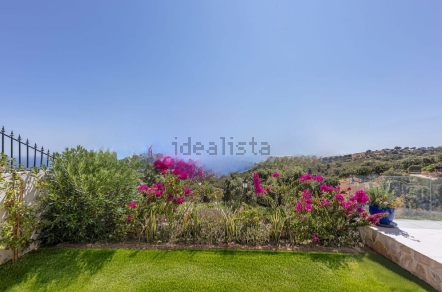 House 180 m² in Ojén