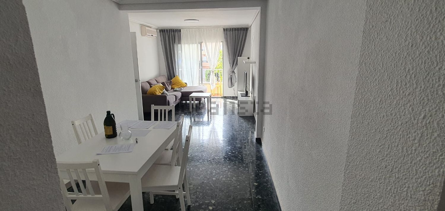 Habitación en alquiler, Silla