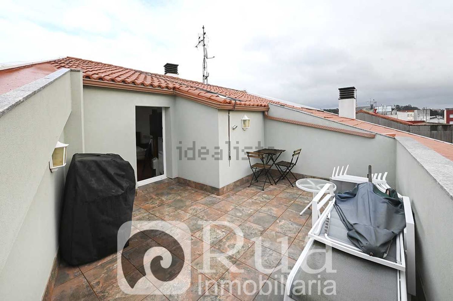 Pis de 77 m² a Oleiros