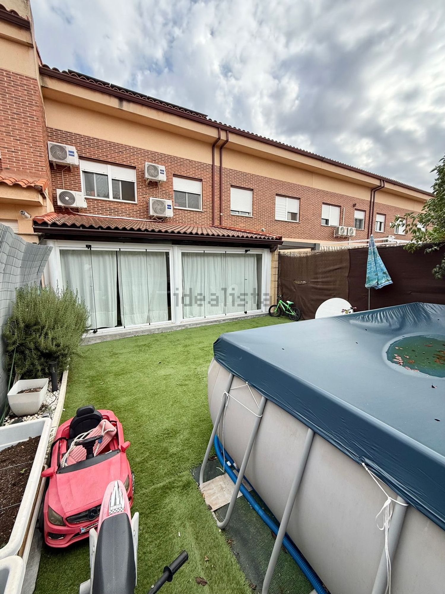 Casa de 150 m² a Alovera