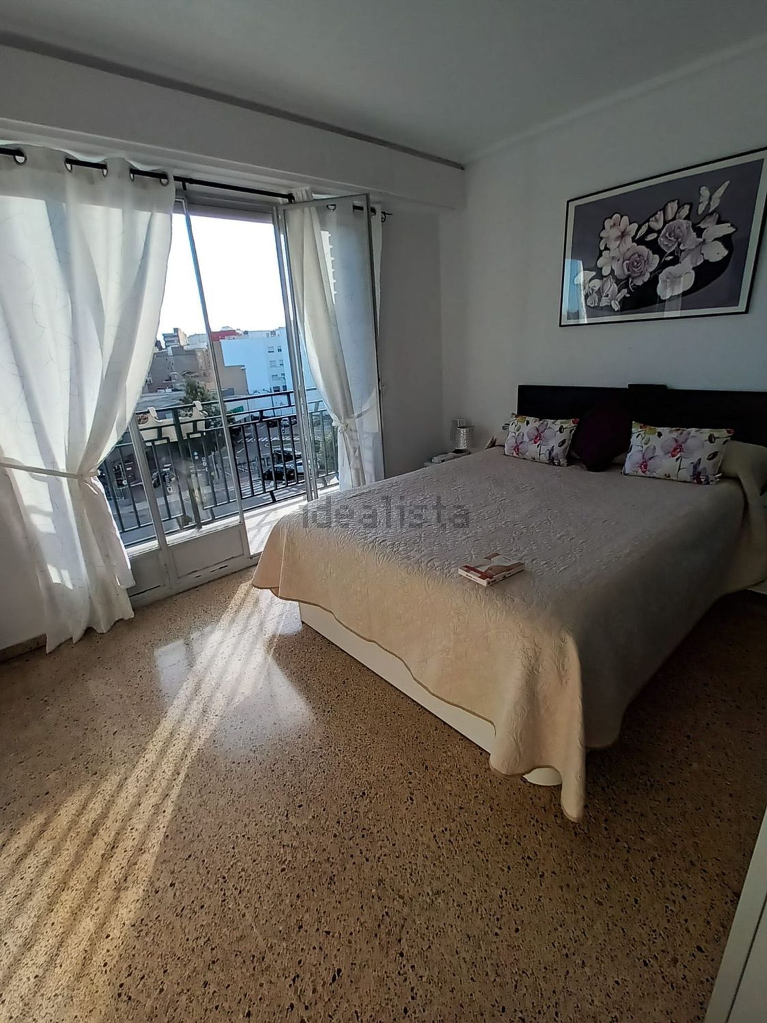 Habitació de lloguer, Burjassot