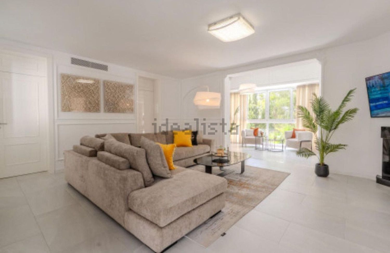 Haus 350 m² in Marbella