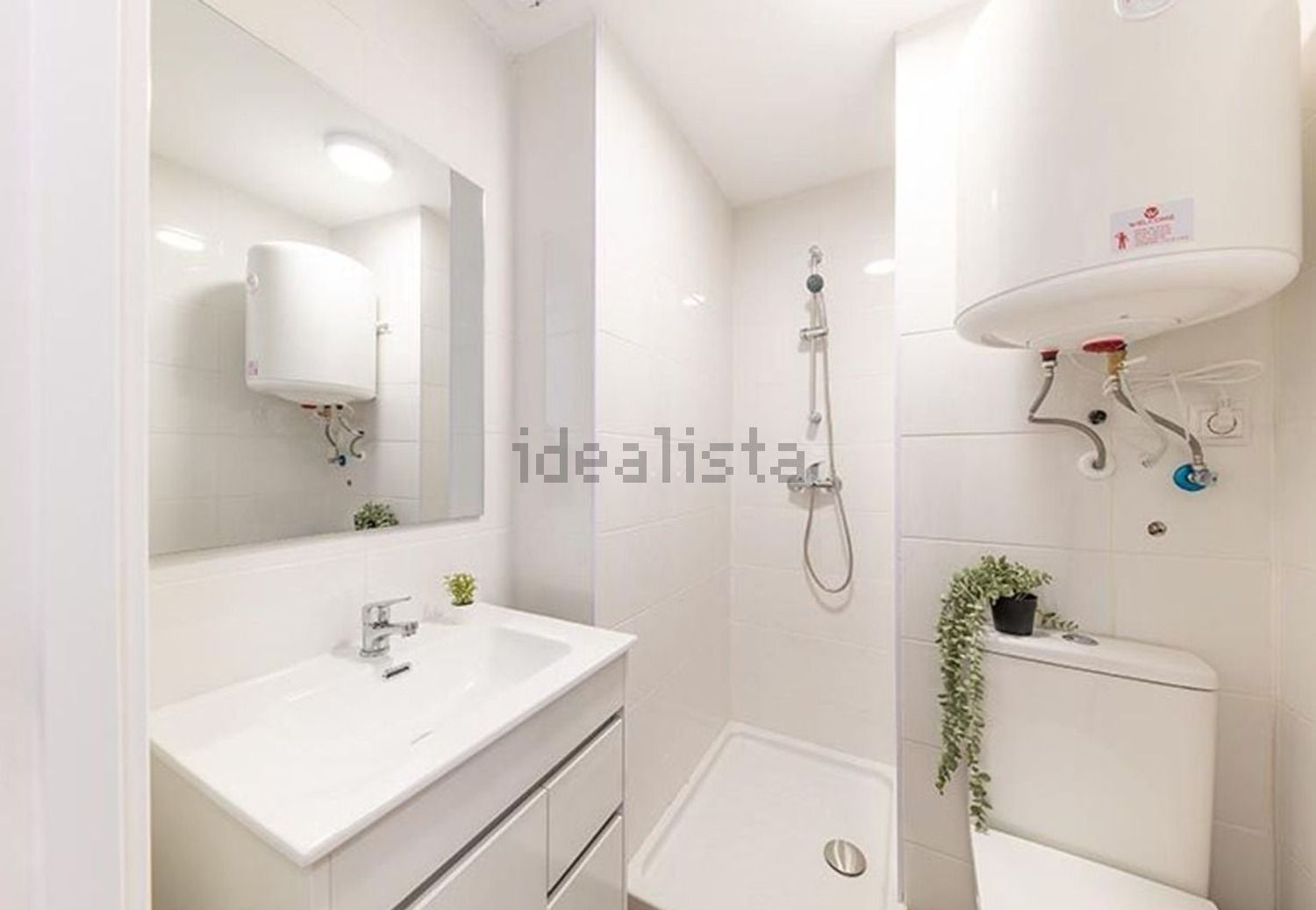 Habitació de lloguer, Parla