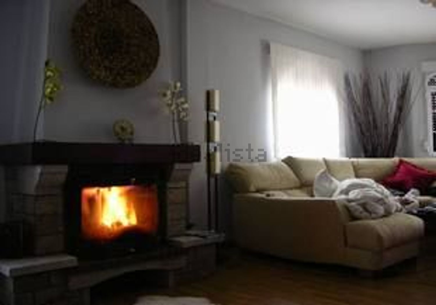 House 396 m² in Bargas