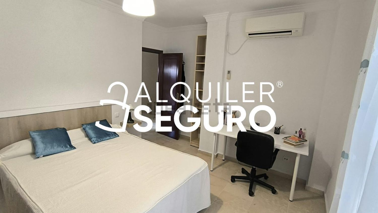 Casa de 136 m² en Palomares del Río