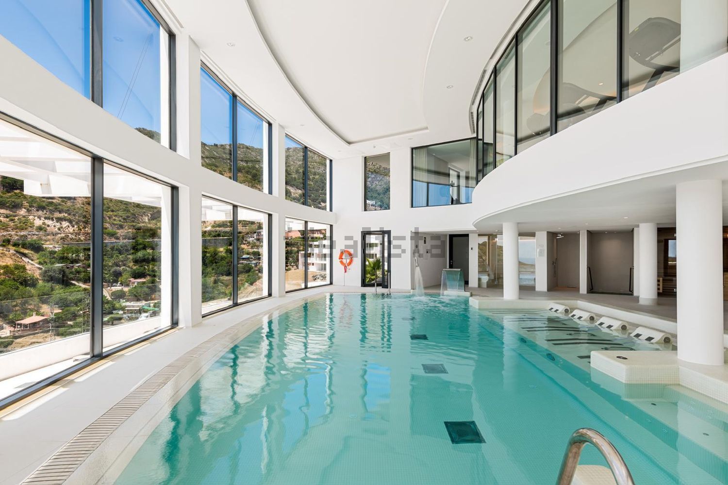 Appartement 221 m² à Ojén