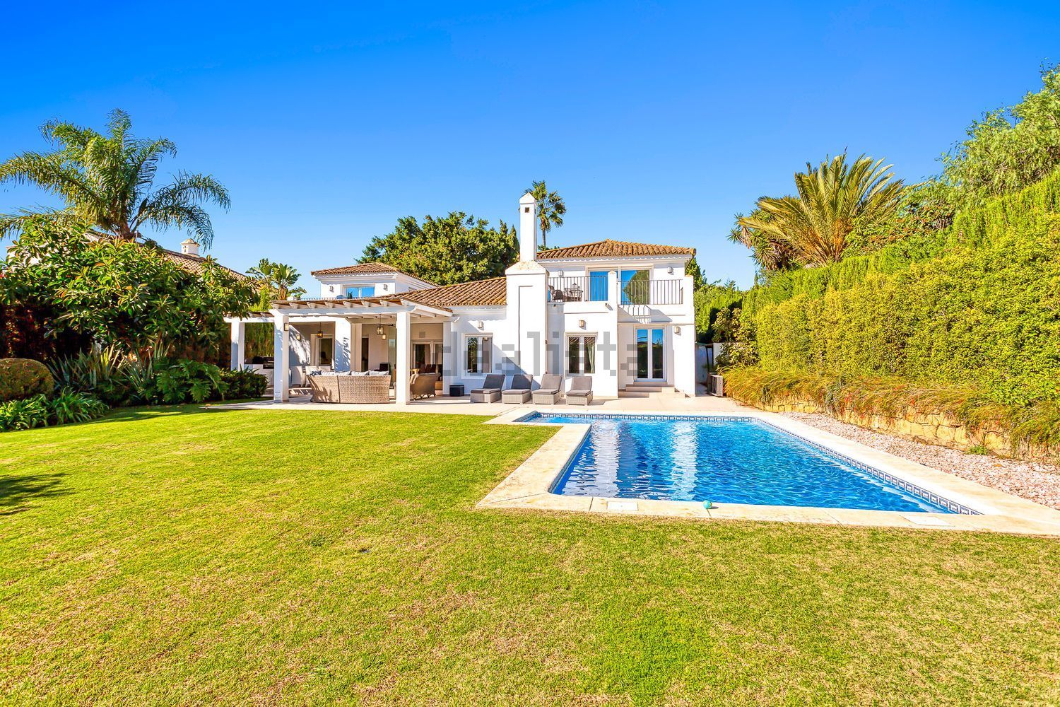 Casa de 303 m² a San Roque