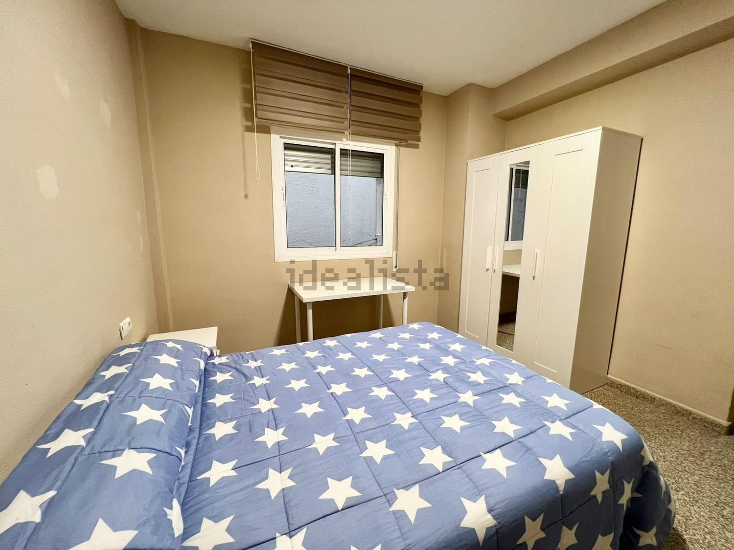 Flat 90 m² in Granada