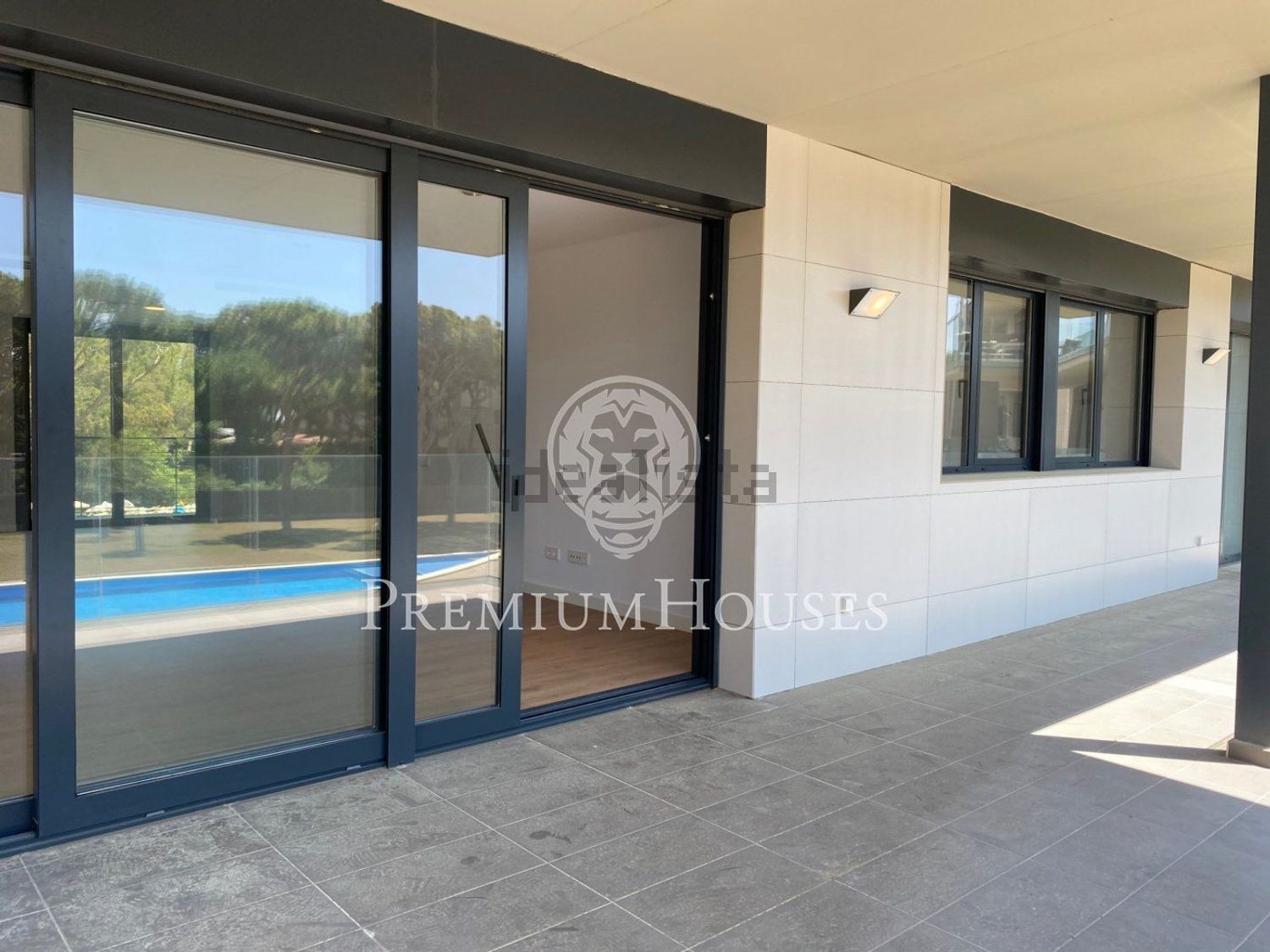 Wohnung 214 m² in Gavà