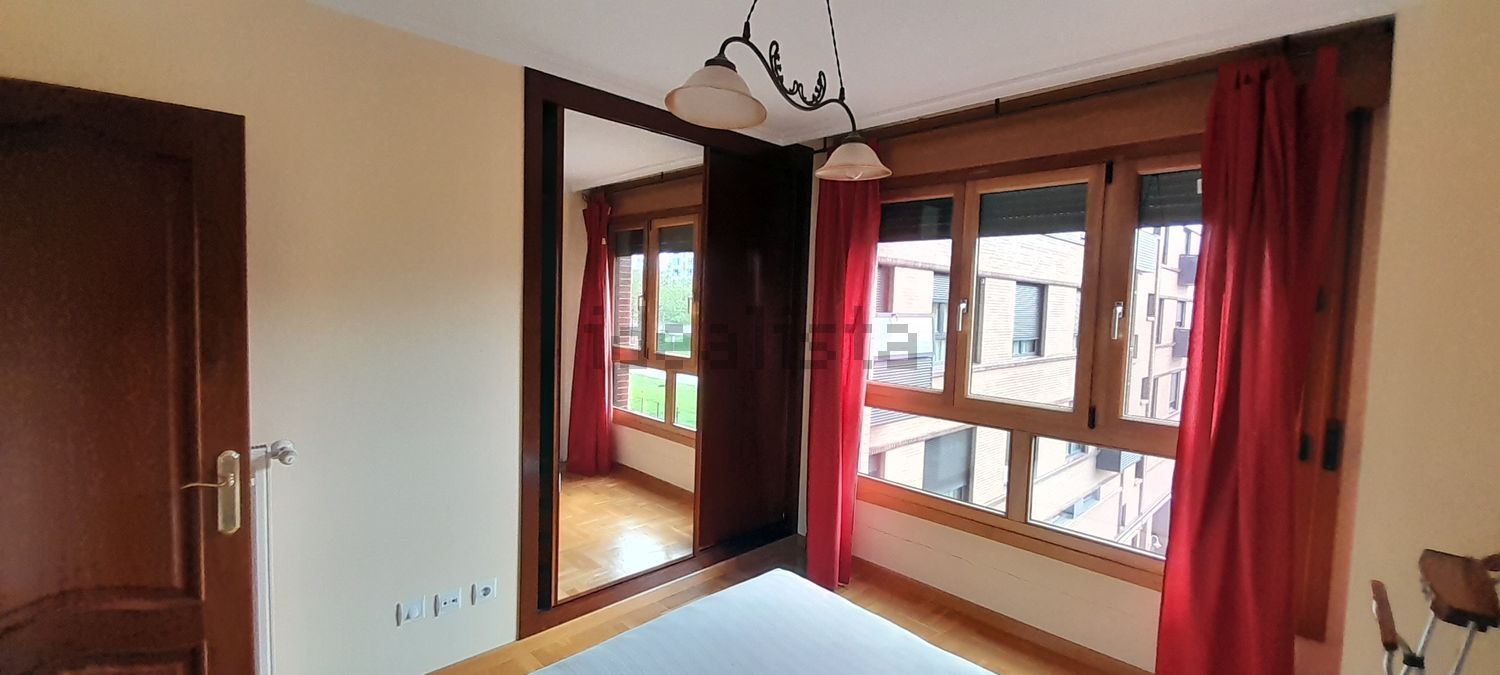 Pis de 224 m² a Gijón