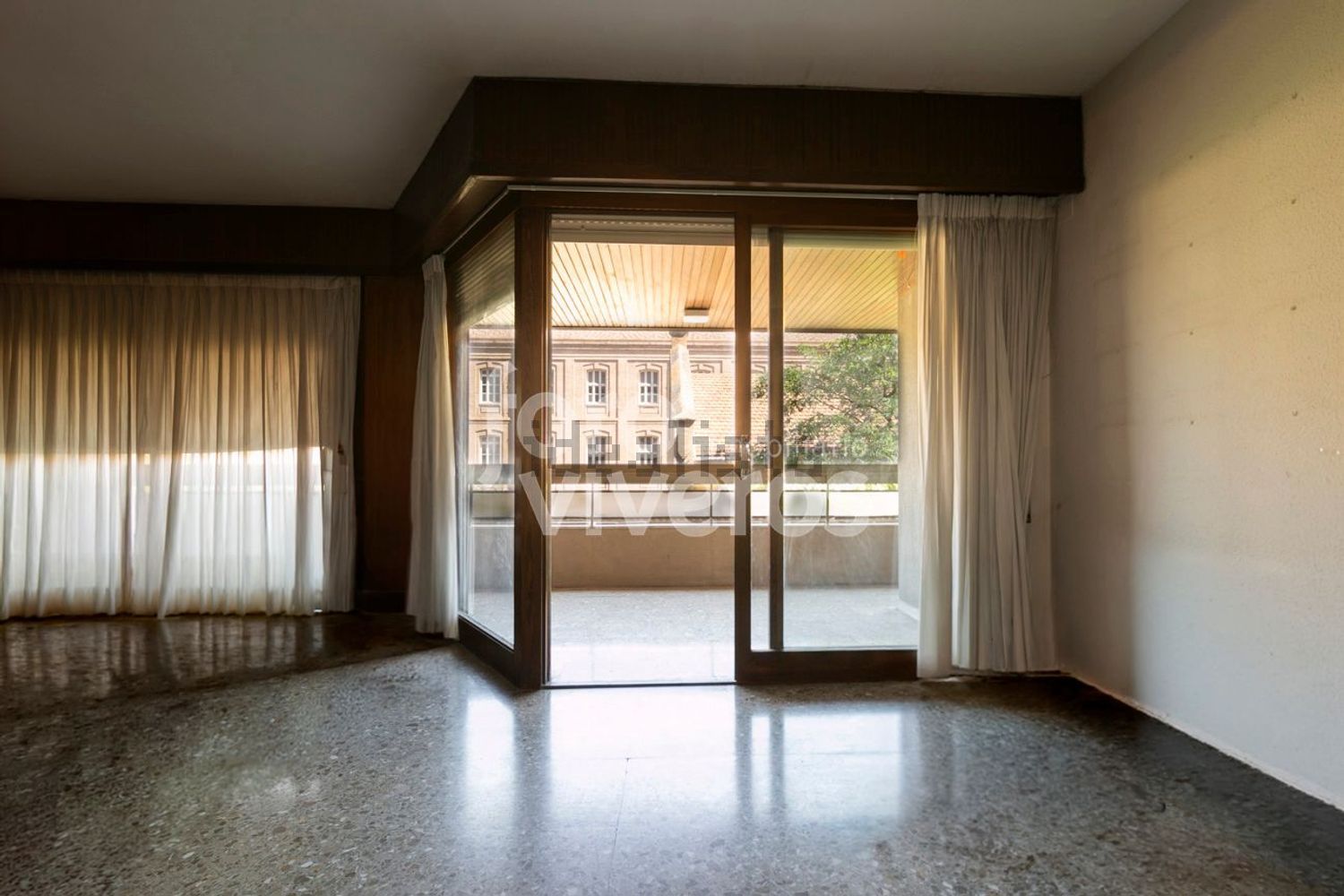 Wohnung 236 m² in Valencia
