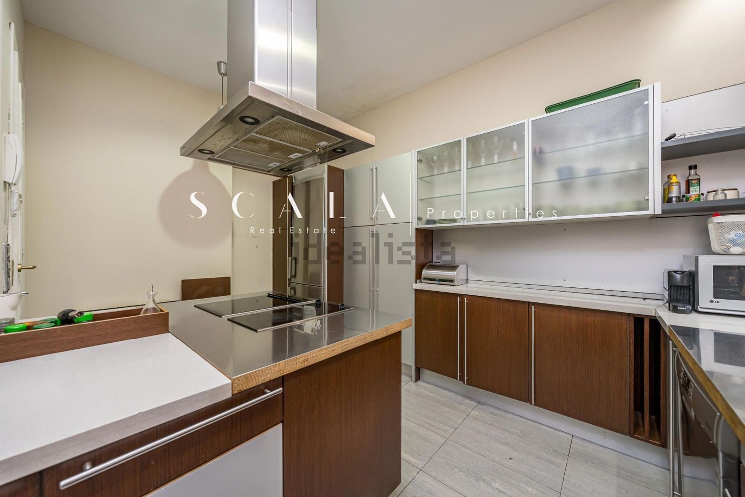 Flat 111 m² in Madrid