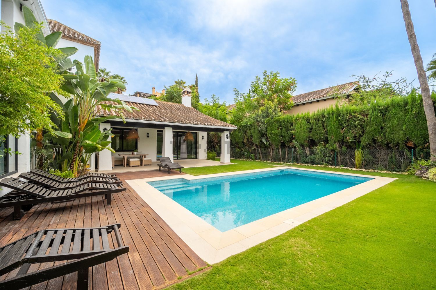 Casa 411 m² a Estepona