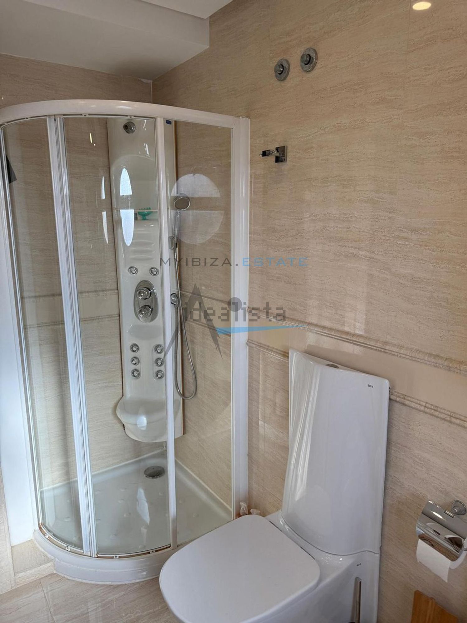 Квартира 360 м² у Eivissa
