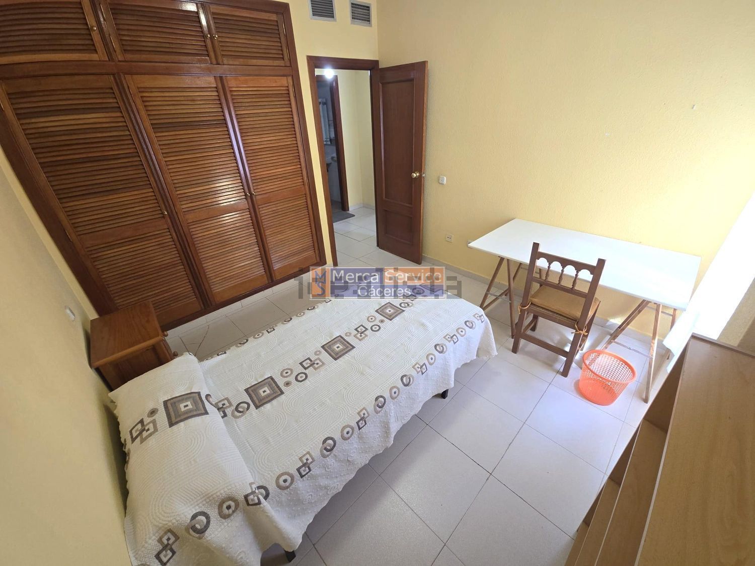 Appartamento 100 m² a Cáceres