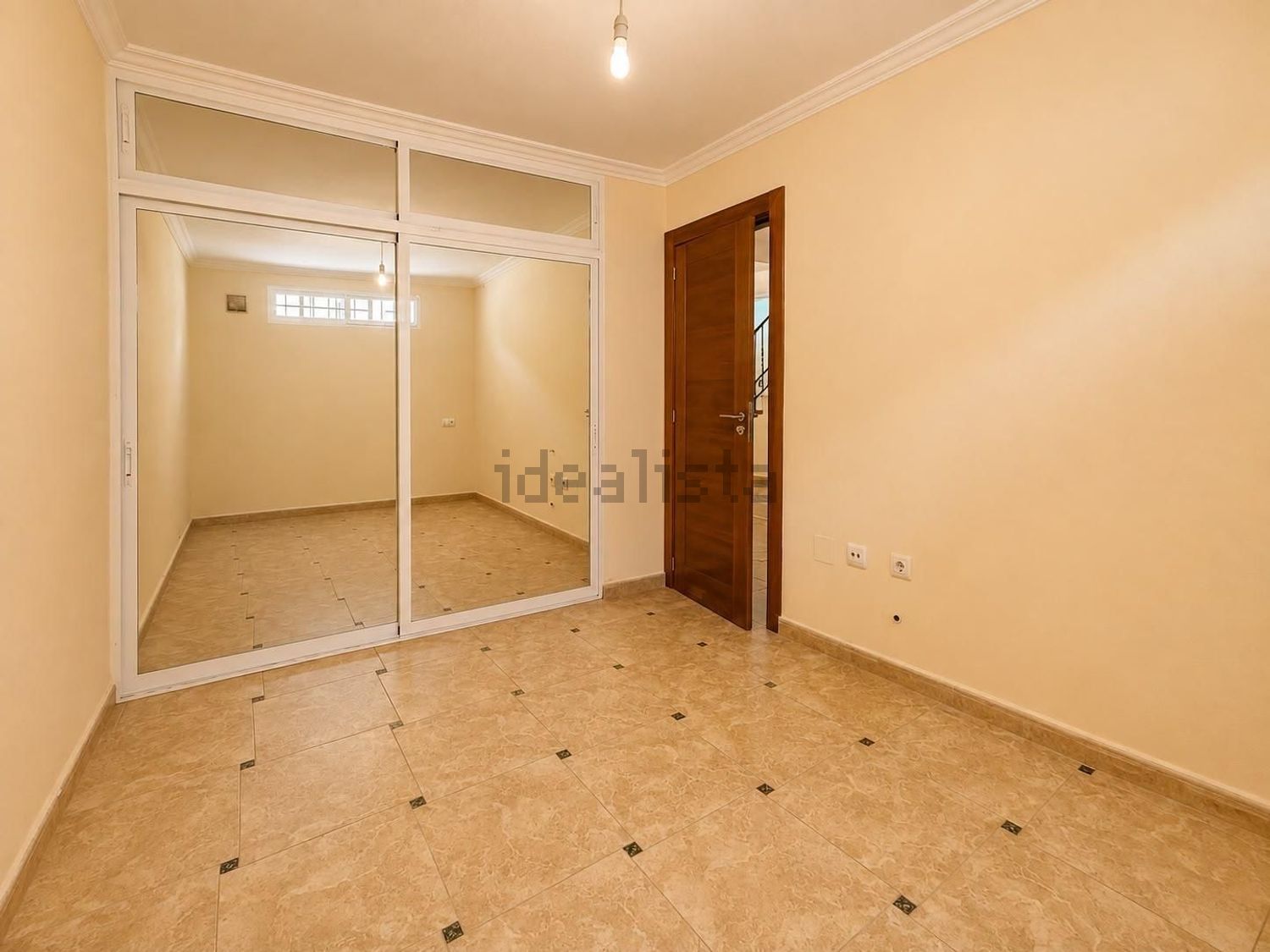 Casa de 387 m² a Torrevella