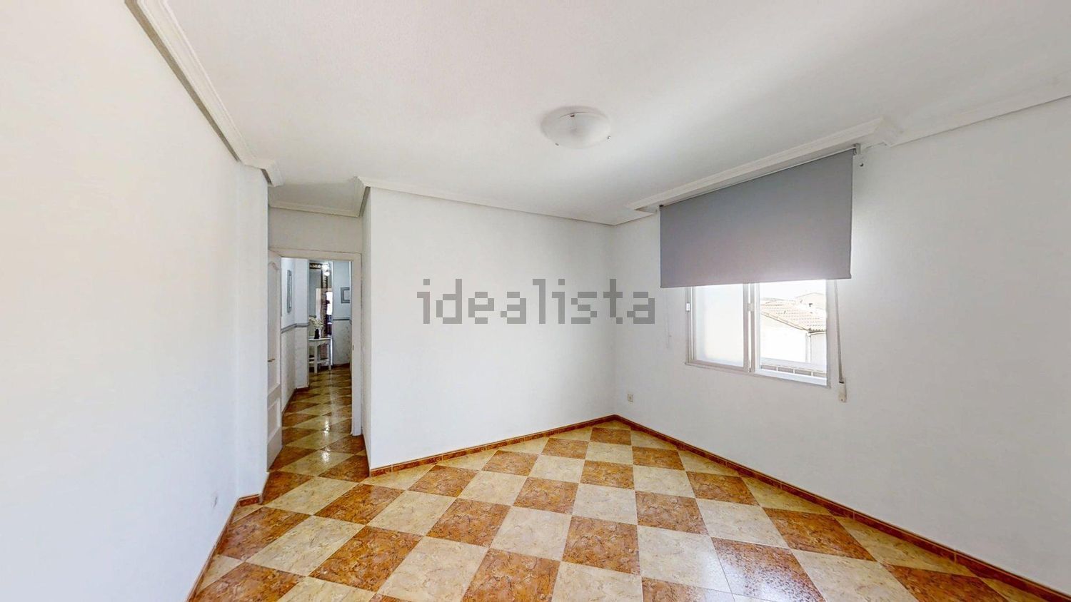 Piso de 105 m² en Bailén