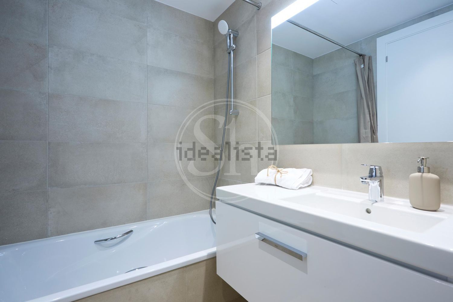 Wohnung 78 m² in l'Hospitalet de Llobregat